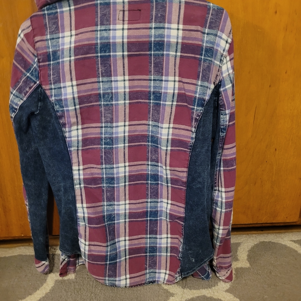 Flannel - Picture 3 of 3